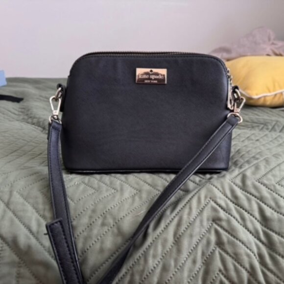 Black Kate Spade Crossbody Purse - Picture 1 of 1